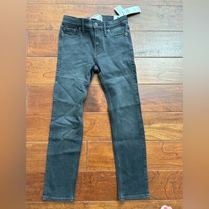 Black skinny jeans slim